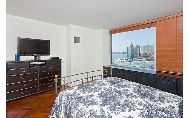 Sold by Douglas Elliman | media 5