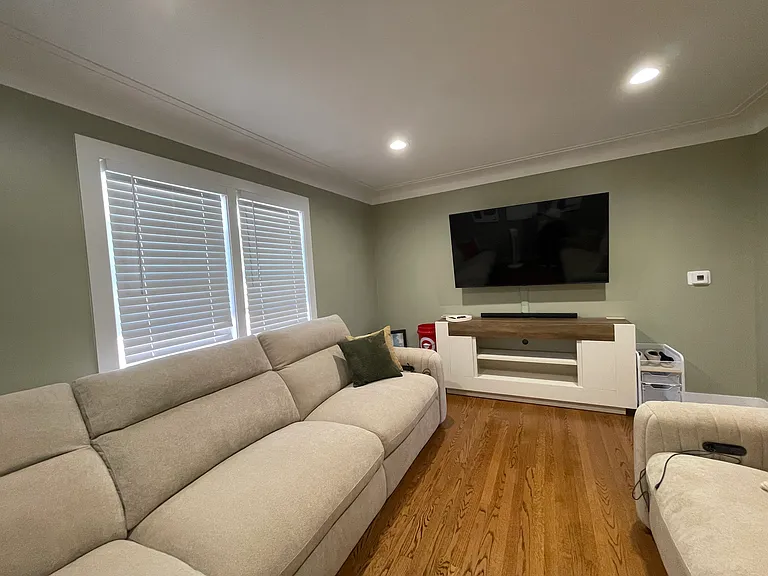 5841 W Higgins Ave #2R — Photo 3