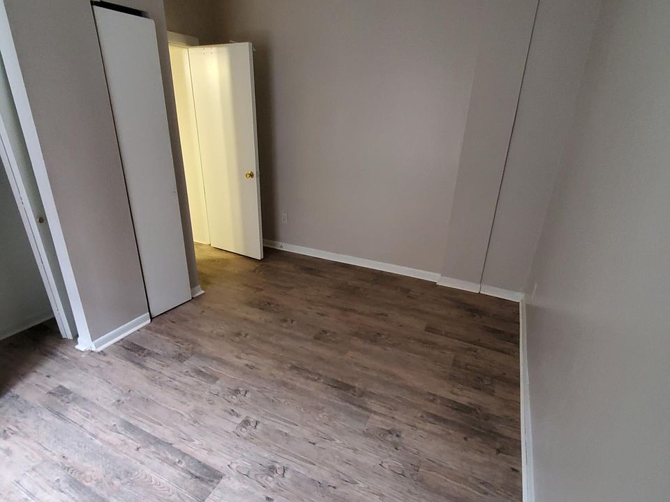 2nd image of 445 Field St #318-415-30