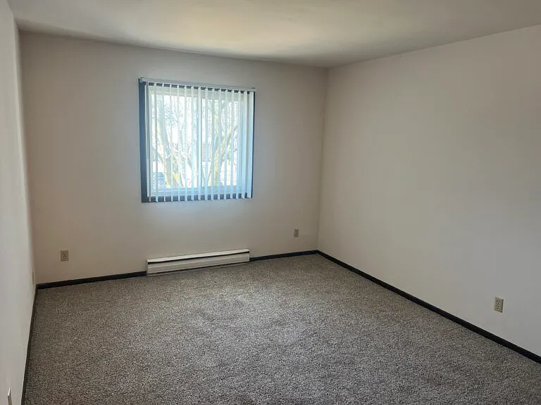 2 bed, $1,135 — Photo 4