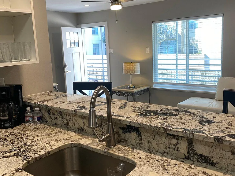 2201 N Garrett Ave #204 — Photo 26
