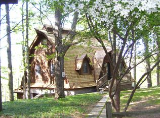 470 N Pine Tree Ln, Beulah, MI 49617