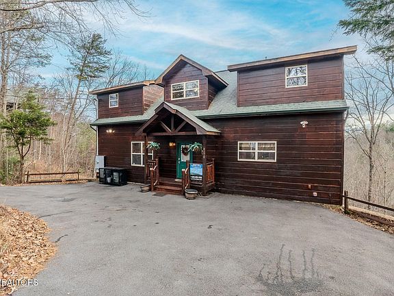 4th image of 4170 Chamberlain Ln