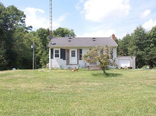 6085 Avalon Rd NW, Malvern, OH 44644