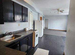 273-275 Rivet St #3W, New Bedford, MA 02744