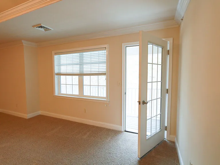 18 Stoneledge Dr — Photo 230