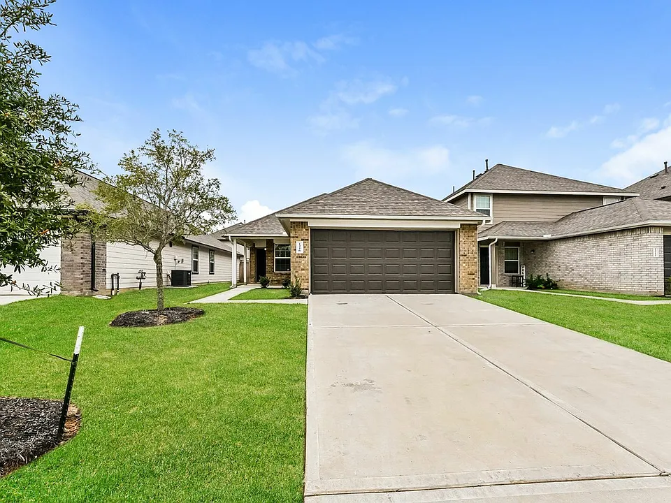 1216 Narrow Heights Dr