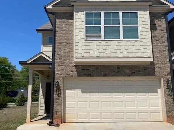 4411 Fulson Dr, Lilburn, GA 30047