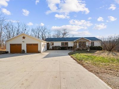 17890 Coffin Rd, Leavenworth, KS, 66048