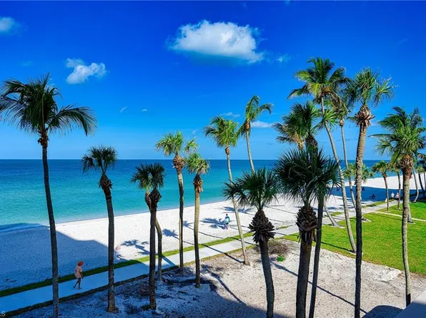 4001 Gulf Shore BLVD N #206, NAPLES, FL 34103