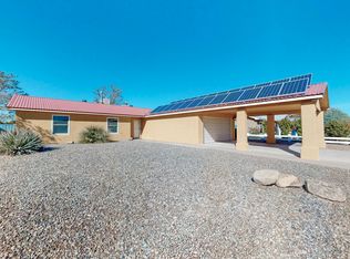 855 Gallahad St SW, Los Lunas, NM 87031