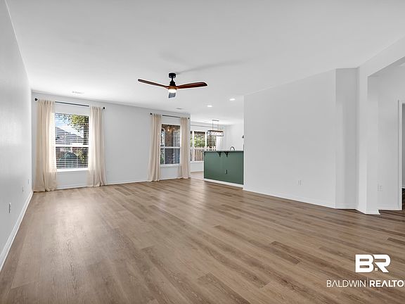 3rd image of 1228 Pencarro Blvd