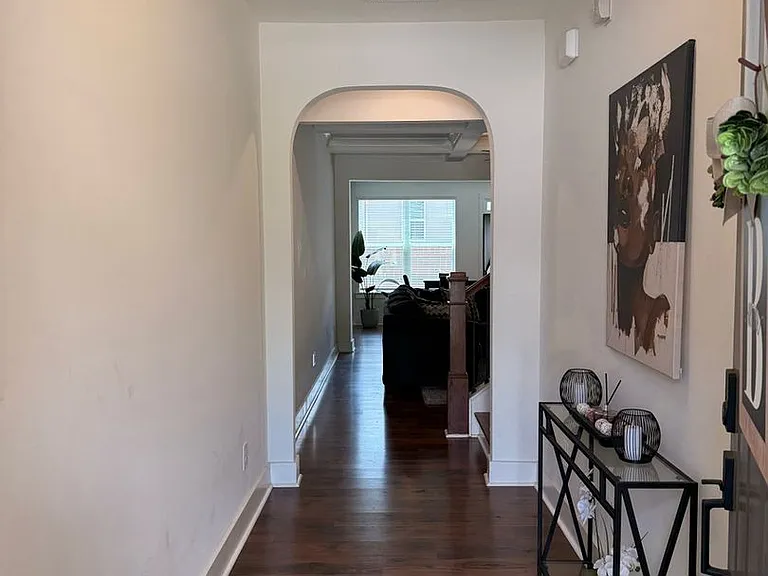 5318 Radford Loop — Photo 5