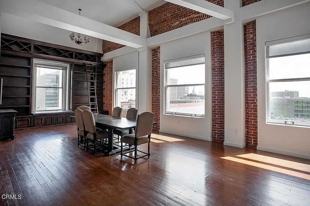 1 bed, 1.5 bath, 1400 sqft, $4,200 — Photo 4