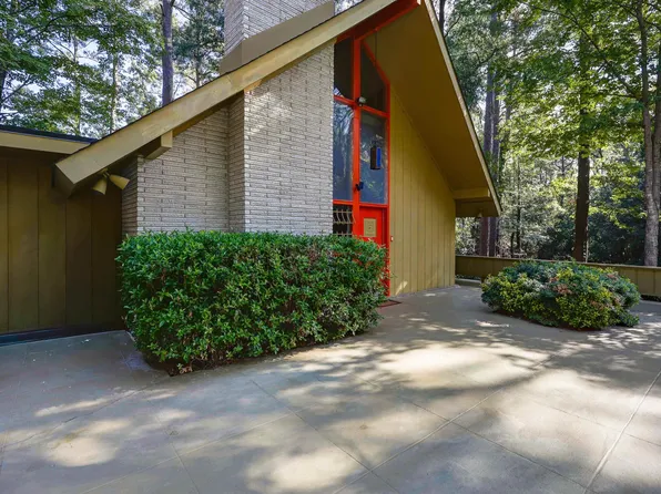 137 Normandy Rd, Columbia, SC 29210