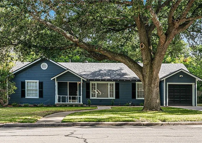 41044 Austin Ave — Photo 3
