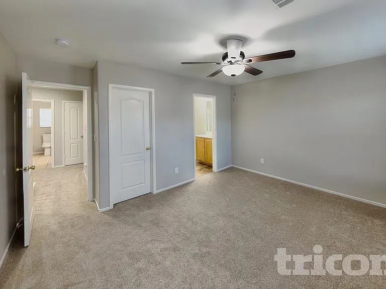 5969 Red Raspberry Ct — Photo 8
