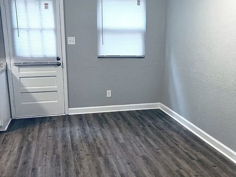 8168 Friendship Ledford Rd — Photo 4