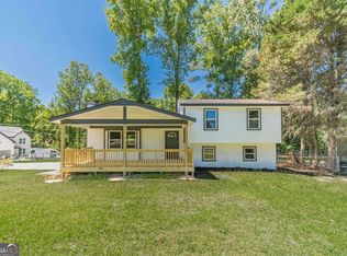 1351 Sommerset Dr, Lawrenceville, GA 30043