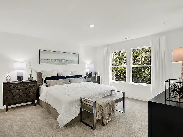 425 Monarch Ln — Photo 18