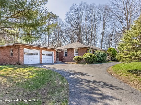 2nd image of 674 Hurley Avenue