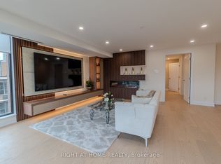 447 Walmer Rd #608, Toronto, ON M5P2X9