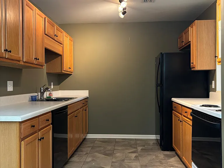 503 Pelham Square Way — Photo 6