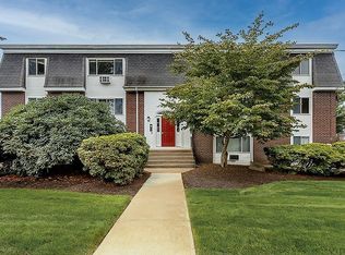 57 Will Dr UNIT 170, Canton, MA 02021