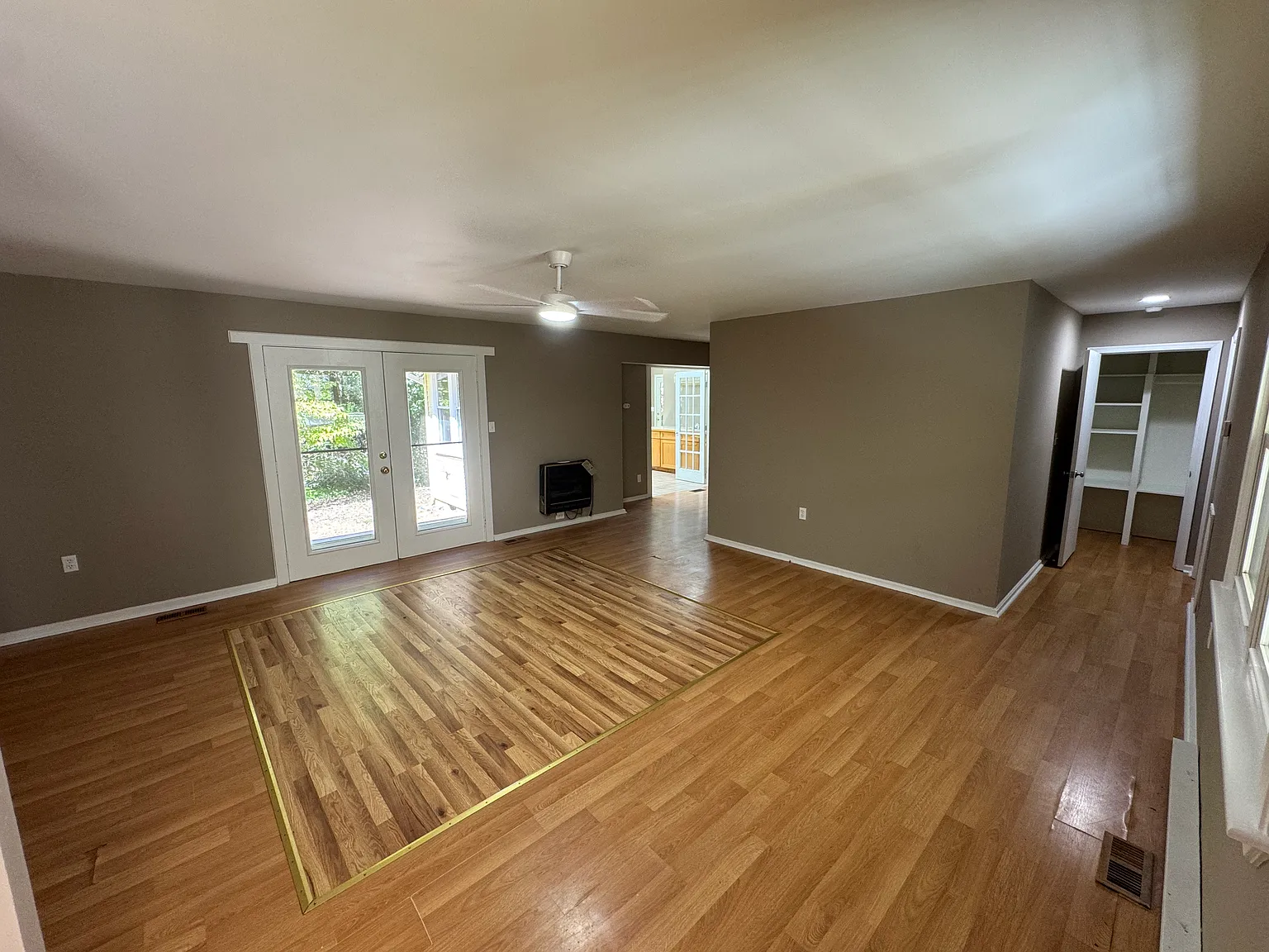 3671 Sandy Creek — Photo 4