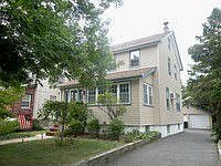 1st image of 19 E Forest Pl