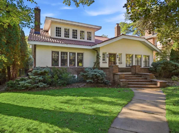 2409 W 22nd St, Minneapolis, MN 55405