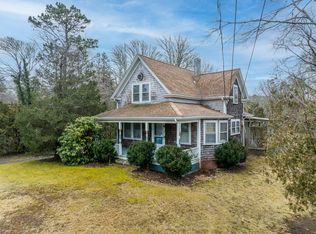 36 Beach St, Monument Beach, MA 02553