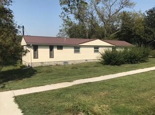 302 E Randolph St, Randolph, IA 51649