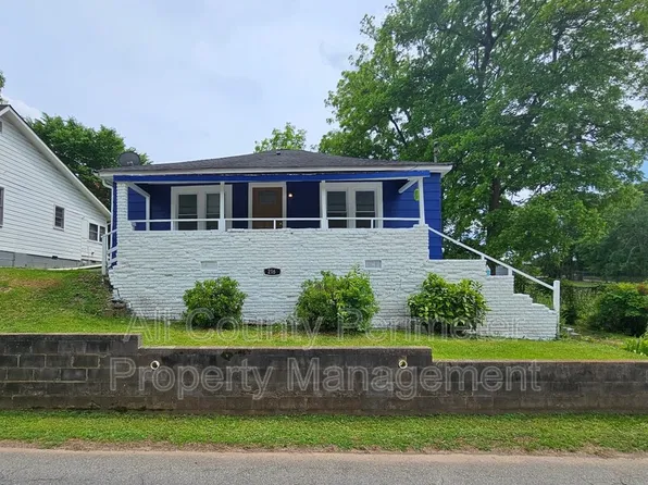 216 E Martin Luther King Jr Dr, Jackson, GA 30233