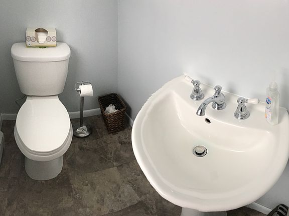 1/2 bath off bedroom