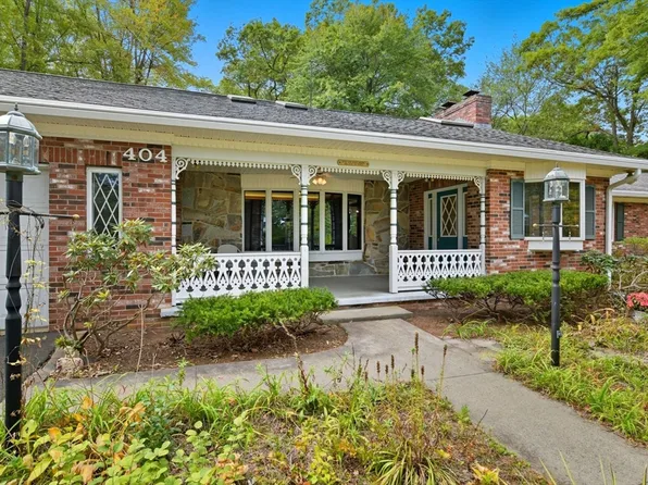 404 Parker St, East Longmeadow, MA 01028