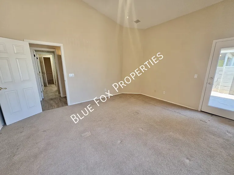 6078 N Panorama Park Dr — Photo 16