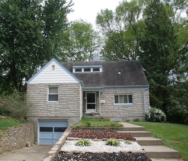 1st image of 216 Rockaway Ave