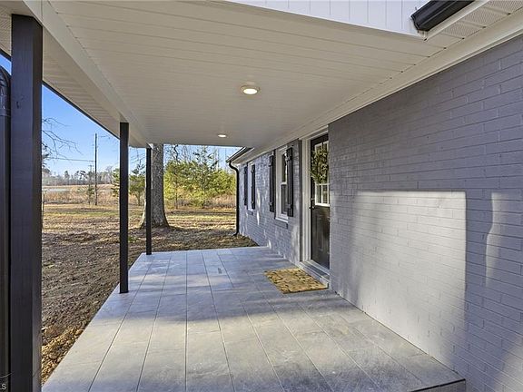 4th image of 585 K Fork Rd