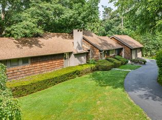 210 Falmouth Rd, Falmouth, ME 04105