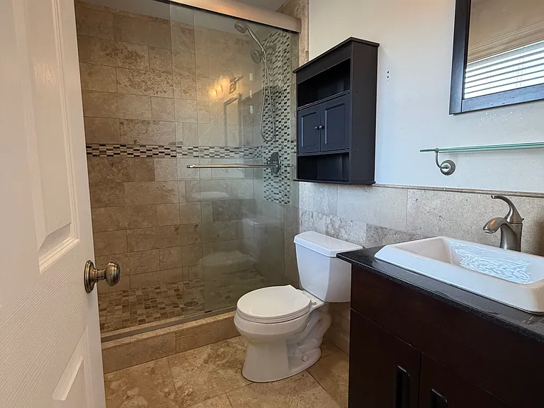 2717 Bristol Dr — Photo 10