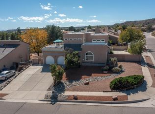 7413 Target Ln NW, Albuquerque, NM 87120