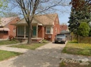 15760 Regina Ave, Allen Park, MI 48101