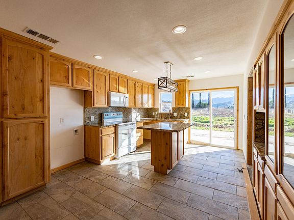 4th image of 33484 Road 220