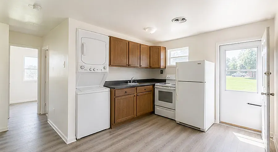 1 bed, $999 — Photo 2