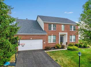 7473 Bold Venture Ct, Lewis Center, OH 43035