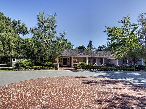 2nd image of 131 Olive Hill Ln