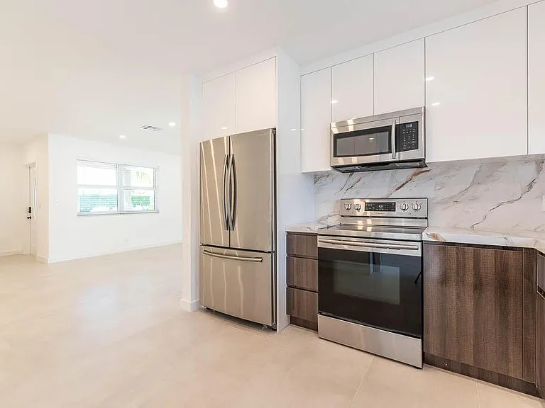 2712 Lake Ida Rd — Photo 18