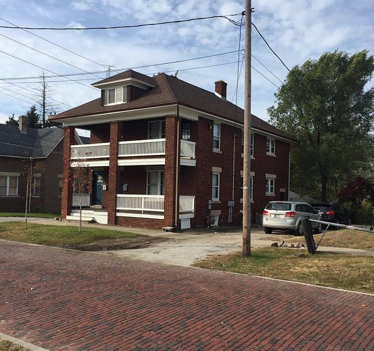 1st image of 207 York St