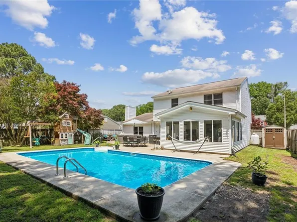 107 Benson Dr, Hampton, VA 23664
